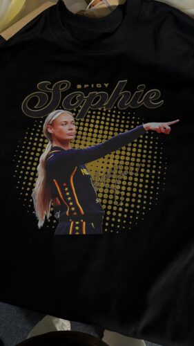 [FREESHIP US] Sophie Cunningham 8 Women Basketball Vintage T- Shirt #V photo review