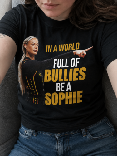 Funny Meme Sophie Cunnningham Point God T-Shirt photo review